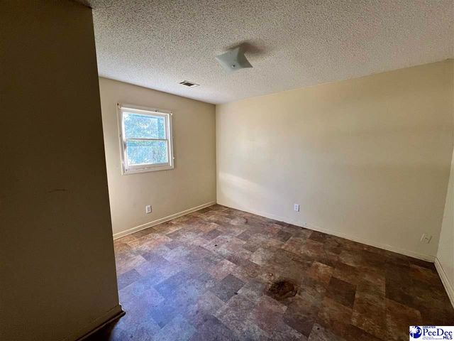 412 E New St, Timmonsville, SC 29161