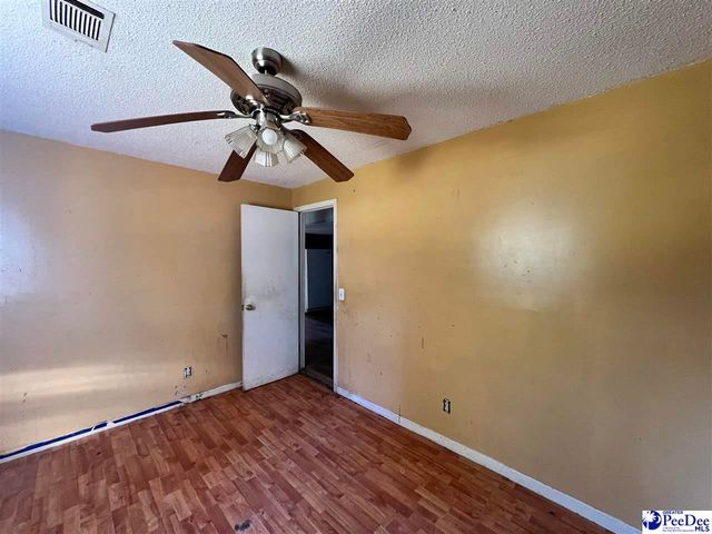 412 E New St, Timmonsville, SC 29161