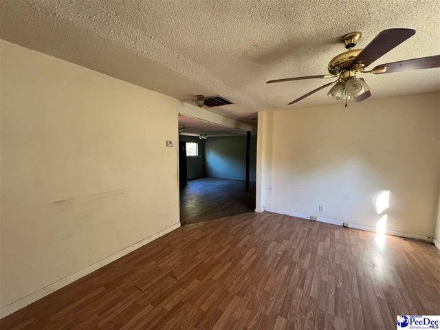 412 E New St, Timmonsville, SC 29161