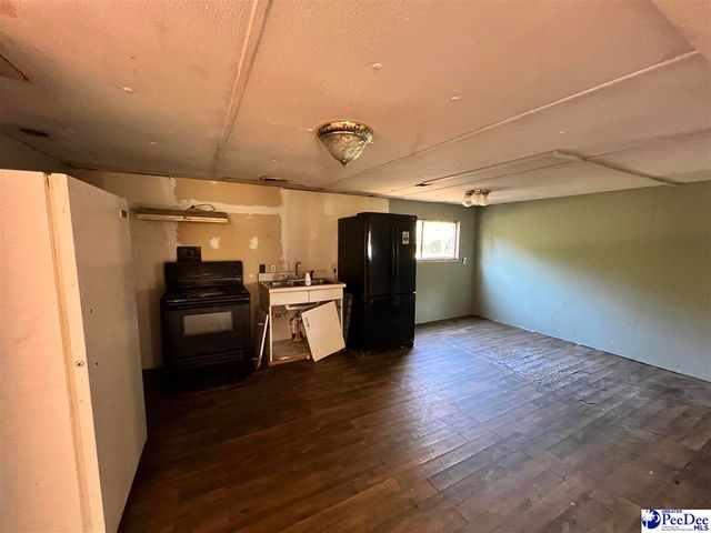 412 E New St, Timmonsville, SC 29161