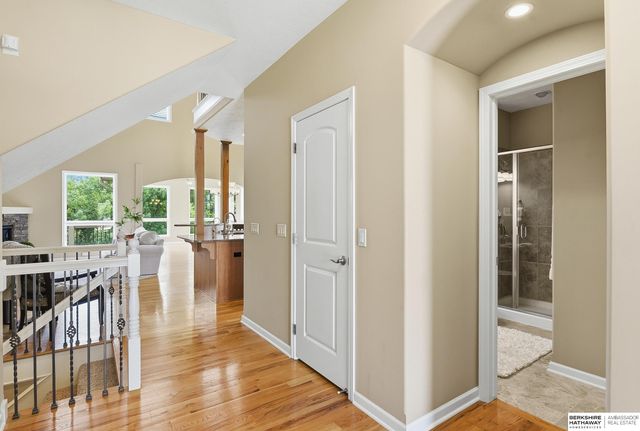 1421 White Pine Circle, Papillion, NE 68046