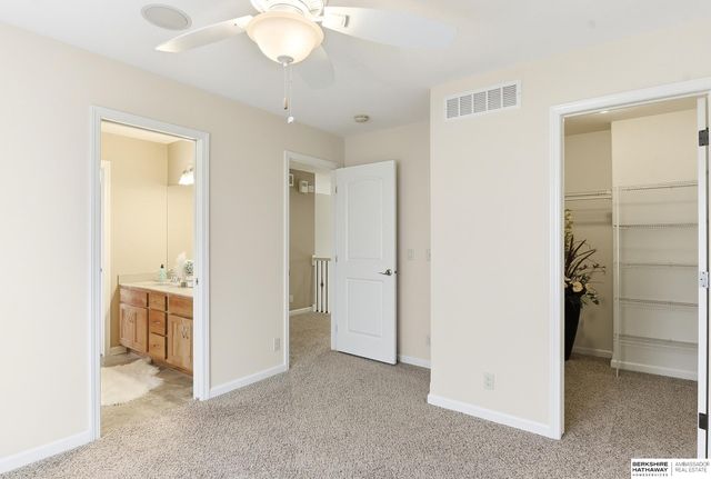1421 White Pine Circle, Papillion, NE 68046
