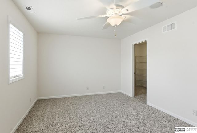 1421 White Pine Circle, Papillion, NE 68046