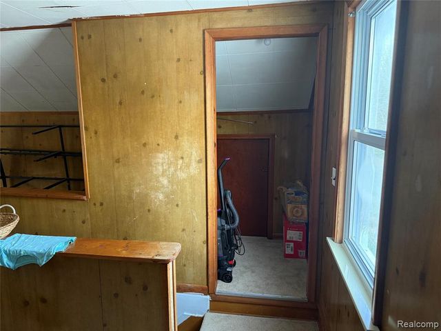 7618 Hazelton Street, Dearborn Heights, MI 48127