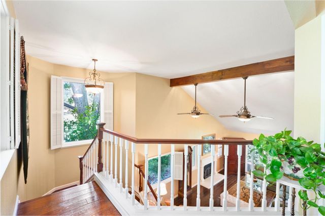 1906 University Park Dr, Sacramento, CA 95825