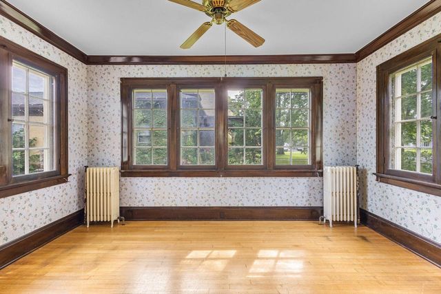 902 Clyman STREET, Watertown, WI 53094