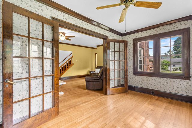 902 Clyman STREET, Watertown, WI 53094