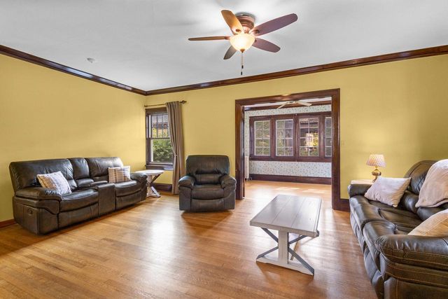 902 Clyman STREET, Watertown, WI 53094