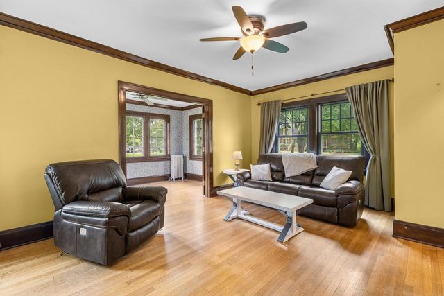 902 Clyman STREET, Watertown, WI 53094