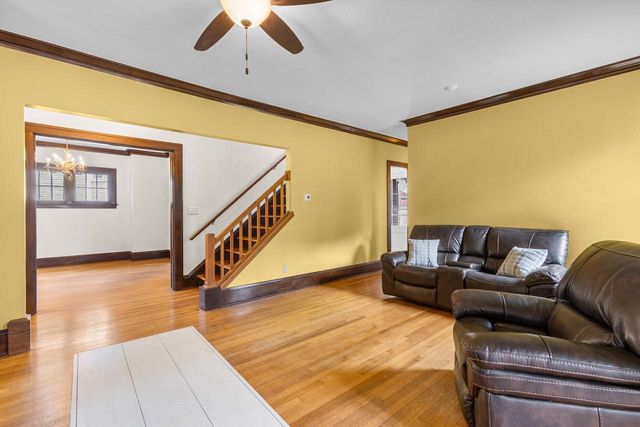 902 Clyman STREET, Watertown, WI 53094
