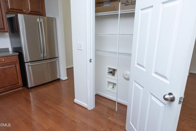 1725 Tw Alexander Drive 404, Durham, NC 27703