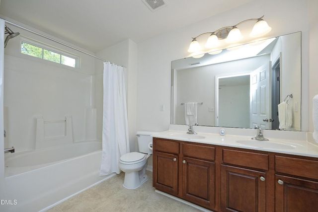 1725 Tw Alexander Drive 404, Durham, NC 27703
