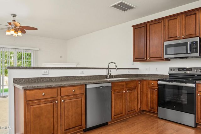 1725 Tw Alexander Drive 404, Durham, NC 27703