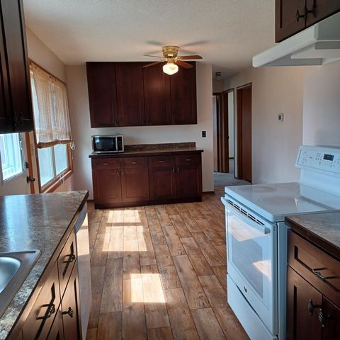 11816 Jersey Avenue N, Champlin, MN 55316