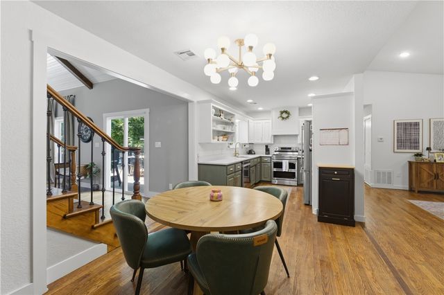 14842 Elkhorn Springs Road, Fayetteville, AR 72704