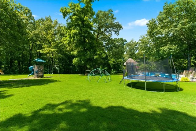 14842 Elkhorn Springs Road, Fayetteville, AR 72704