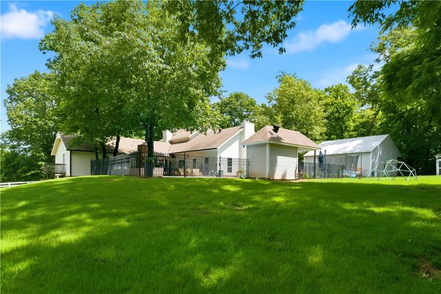 14842 Elkhorn Springs Road, Fayetteville, AR 72704