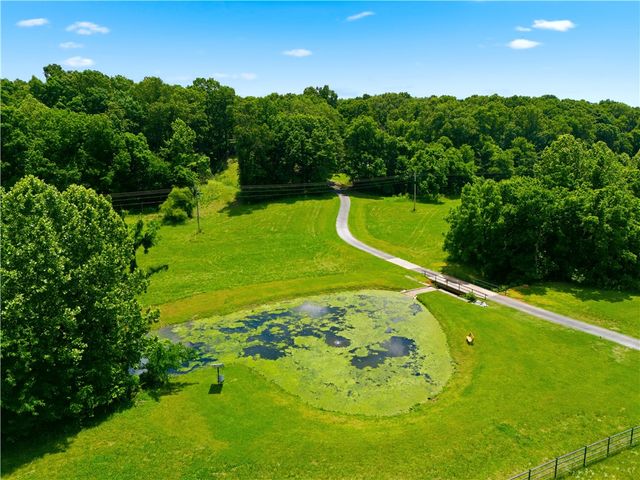 14842 Elkhorn Springs Road, Fayetteville, AR 72704