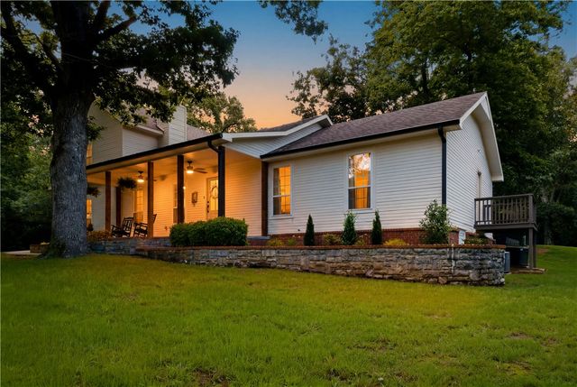 14842 Elkhorn Springs Road, Fayetteville, AR 72704
