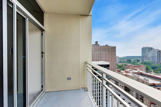 1400 S Michigan Avenue 1806, Chicago, IL 60605