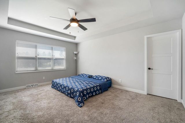 W148N10450 Blackbird POINT, Germantown, WI 53022