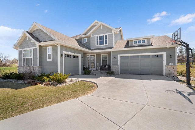 W148N10450 Blackbird POINT, Germantown, WI 53022