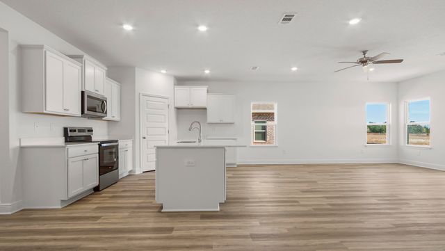 76 Grass Owl Loop, Freeport, FL 32439