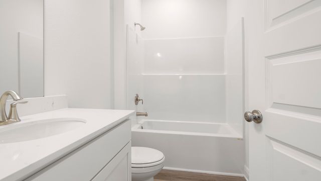 76 Grass Owl Loop, Freeport, FL 32439