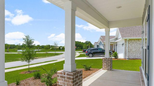 76 Grass Owl Loop, Freeport, FL 32439