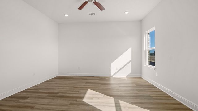 76 Grass Owl Loop, Freeport, FL 32439