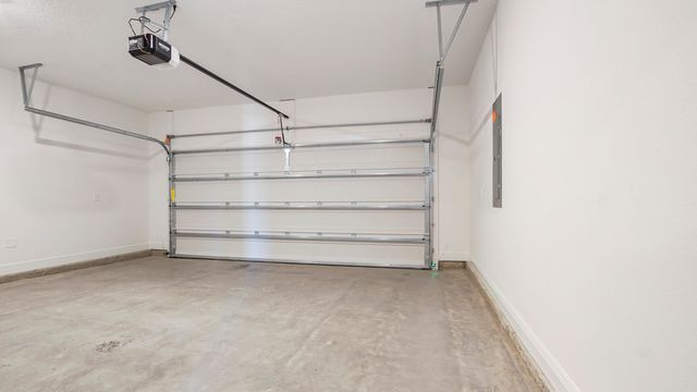 76 Grass Owl Loop, Freeport, FL 32439