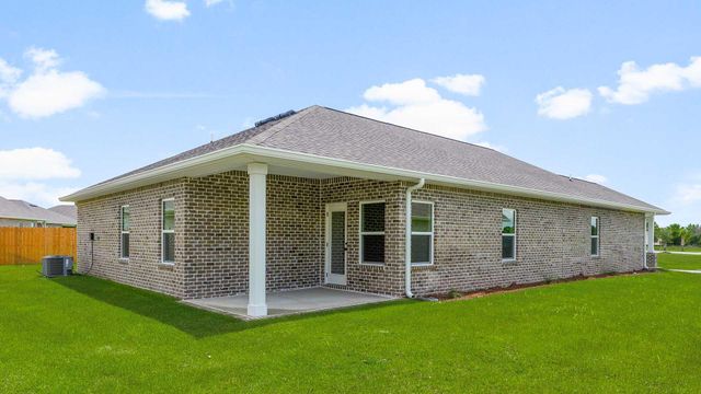 76 Grass Owl Loop, Freeport, FL 32439