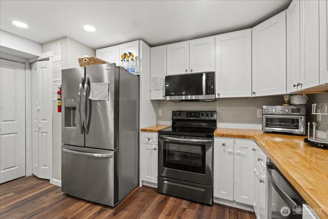 5537 S 119th St, Seattle, WA 98178