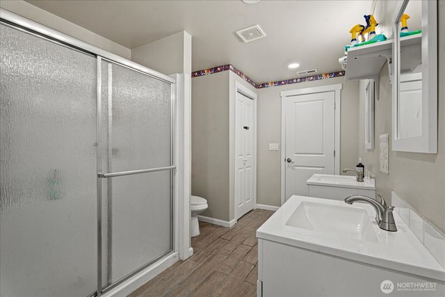 5537 S 119th St, Seattle, WA 98178