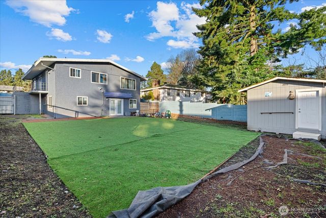 5537 S 119th St, Seattle, WA 98178