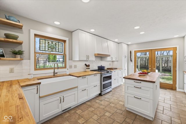 2880 N Andy Way, Bloomington, IN 47404