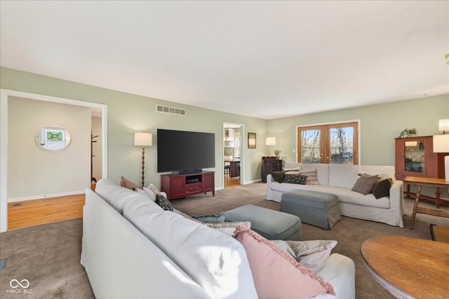 2880 N Andy Way, Bloomington, IN 47404