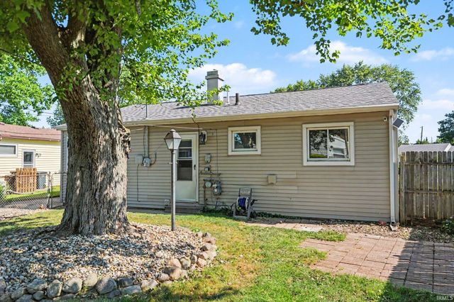 2734 Anzio Avenue, South Bend, IN 46615
