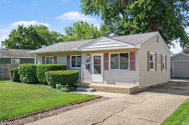 2734 Anzio Avenue, South Bend, IN 46615