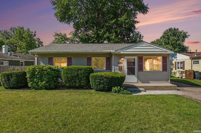 2734 Anzio Avenue, South Bend, IN 46615
