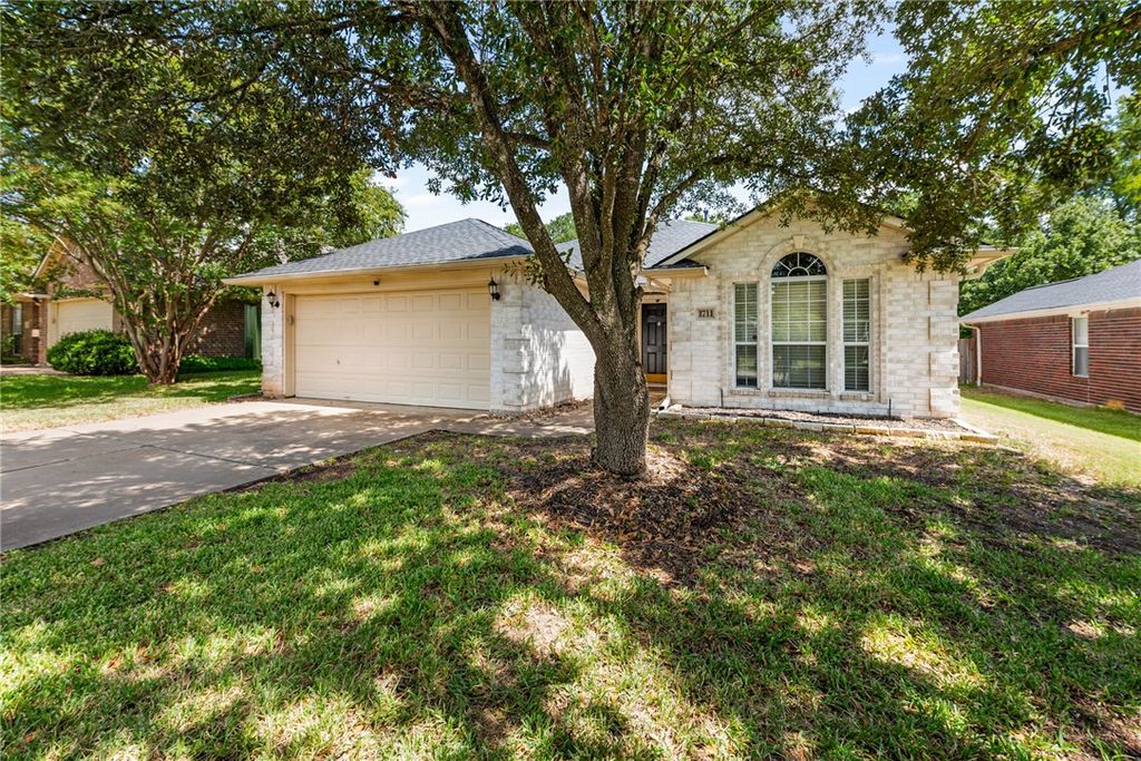 1711 Beaver Pond Court, Bryan, TX 77807 — photo 2