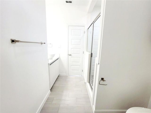 2201 S Pamplona Street 4, Pharr, TX 78577