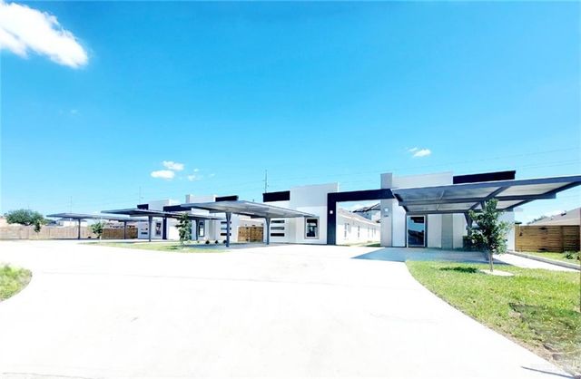 2201 S Pamplona Street 4, Pharr, TX 78577