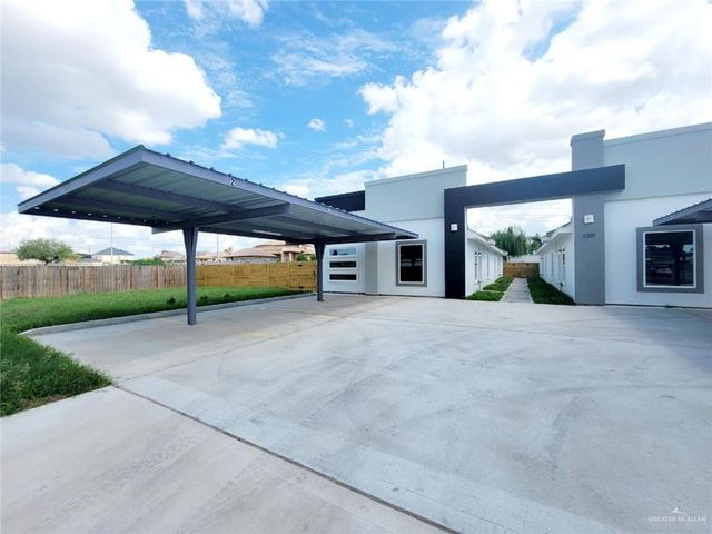 2201 S Pamplona Street 4, Pharr, TX 78577