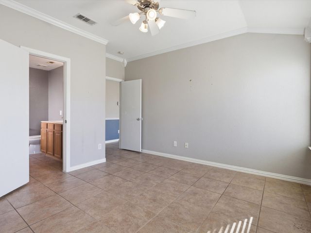 1613 Grassy View Drive, Fort Worth, TX 76177