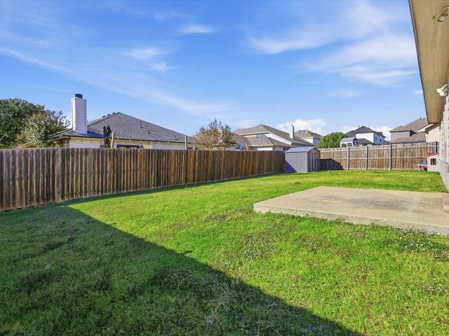 1613 Grassy View Drive, Fort Worth, TX 76177