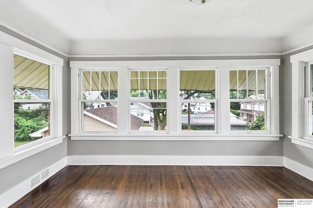 2579 Mary Street, Omaha, NE 68112