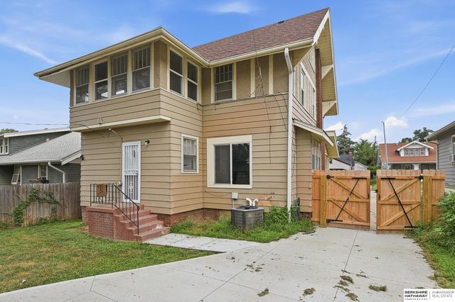 2579 Mary Street, Omaha, NE 68112