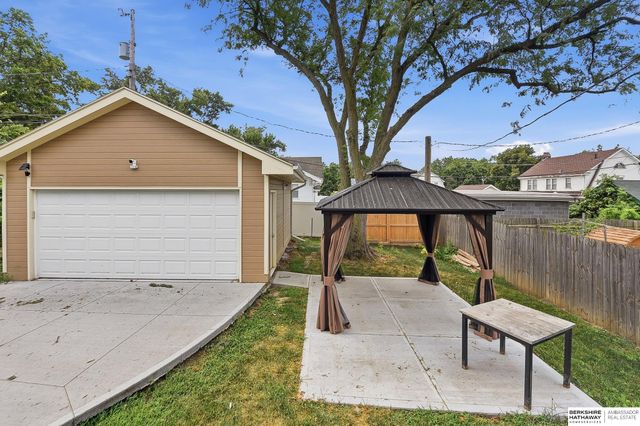 2579 Mary Street, Omaha, NE 68112