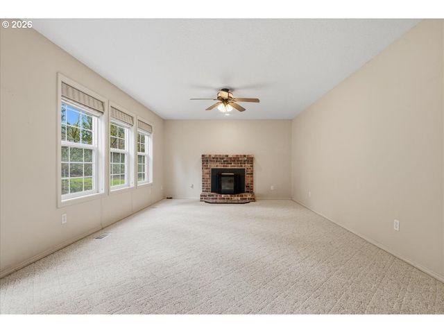 20205 Ne 49TH St, Vancouver, WA 98682